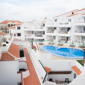 https://los-diamantes-deluxe.tenerifehoteles.net